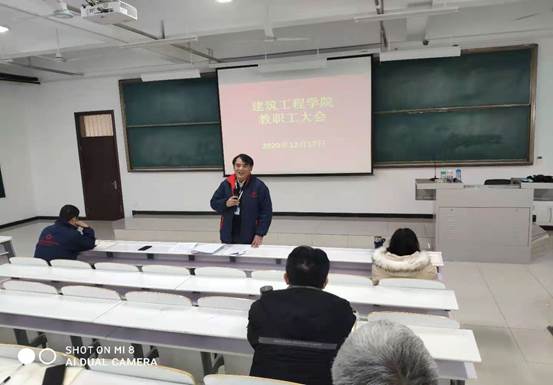 e663b40badfb5c8883f5401f96560f3